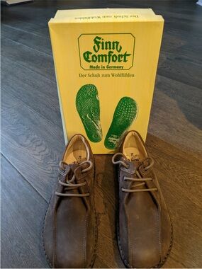 Finn Comfort Men’s Brown Leather Chukka Boots